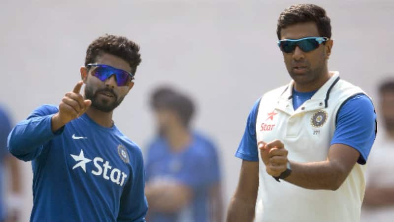 Ravindra Jadeja (left) and Ravichandran Ashwin &copy; AFP (file photo)