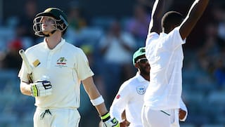 Video: Steven Smith booed by crowd during Newlands Test