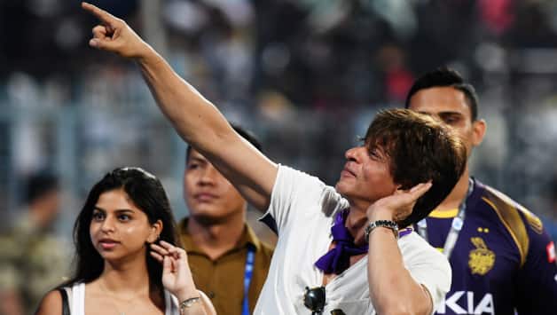 Shah Rukh Khan and daughter Suhana Khan © AFP