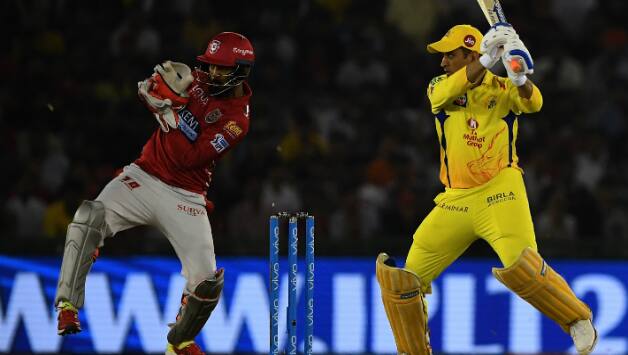 KL Rahul and MS Dhoni © AFP