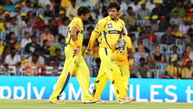 Ravindra Jadeja and MS Dhoni © AFP