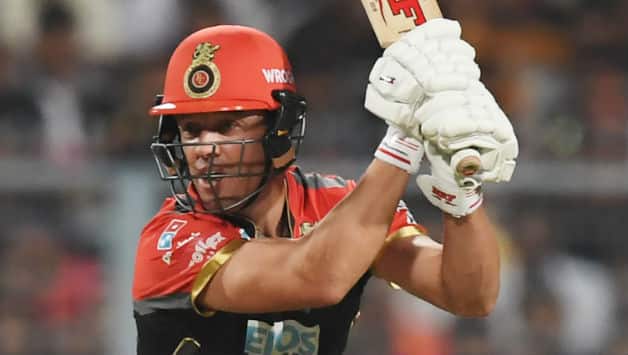 AB de Villiers top scored for Bangalore, making 43 runs. He added a crucial stand with Virat Kohli © AFP