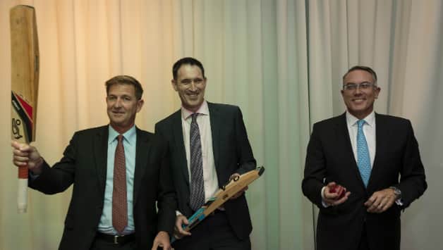 From left to right: Tim Worner (Channel Seven CEO), James Sutherland and Patrick Delaney (Fox Sports) © Getty Images