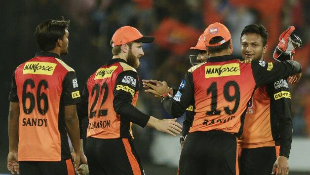 Shakib Al Hasan picked Krunal Pandyas wicket turning tide in SRHs favour © AFP
