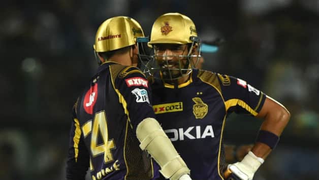Sunil Narine and Robin Uthappa added 69 runs for second wicket © AFP