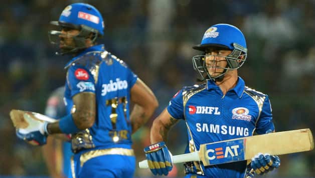 Suryakumar Yadav (L) and Ishan Kishan added 129 for the 2nd wicket © AFP