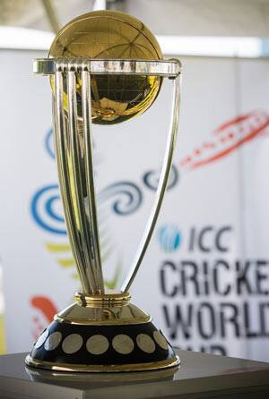 The Cricket World Cup trophy © Getty Images