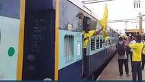 IPL 2018: Chennai Super Kings’ fans booked train to watch match in Pune