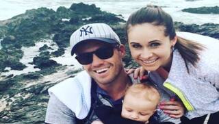 IPL 2018, AB de Villiers enjoys auto ride with wife & son