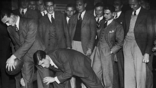 Tuppy Owen Smith demonstrating how to rugby-tackle © Getty Images