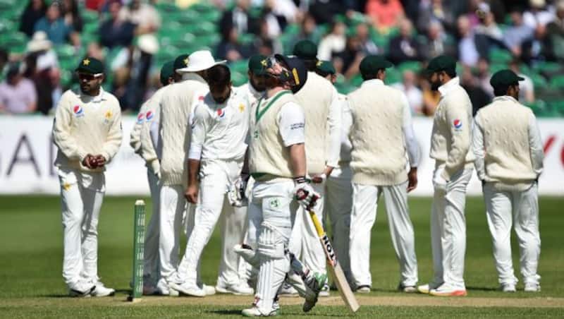 Ireland have their back against the wall after end of Day 3 &copy; Getty Images 