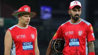 Brad Hodge is worried with Kings XI Punjab middle-order bad performance