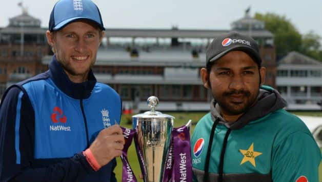 Joe Root and Sarfraz Ahmed (r) © Getty Images