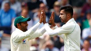 ICC prohibits Pakistani cricketers from wearing smart watches on field