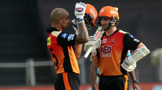 Kane Williamson (L) and Shikhar Dhawan added 118 runs for the 2nd wicket © BCCI