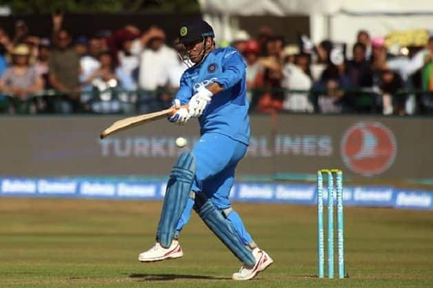 Virat Kohli surprisingly promoted MS Dhoni (above) to No. 4 © AFP