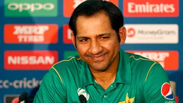 Mickey Arthur says Sarfraz Ahmed is becoming a better captain day by day