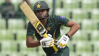 Pakistan test opening batsman Azhar Ali to play for Somerset as Matt Renshaw replacement
