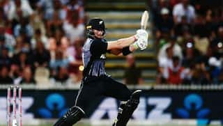 Martin Guptill smashes century as Worcestershire beat Northamptonshire by 9 wickets