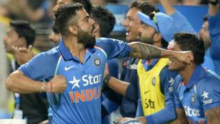 Virat kohli equals most win record of Clive lloyed, Rickey ponting after 50 ODI