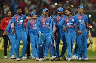 Video: Ziva along with Virat Kohli and other teammates wishes MS Dhoni on 37th Birthday