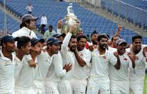 Mumbai cricket association appoint Vinayak sawant as new coach