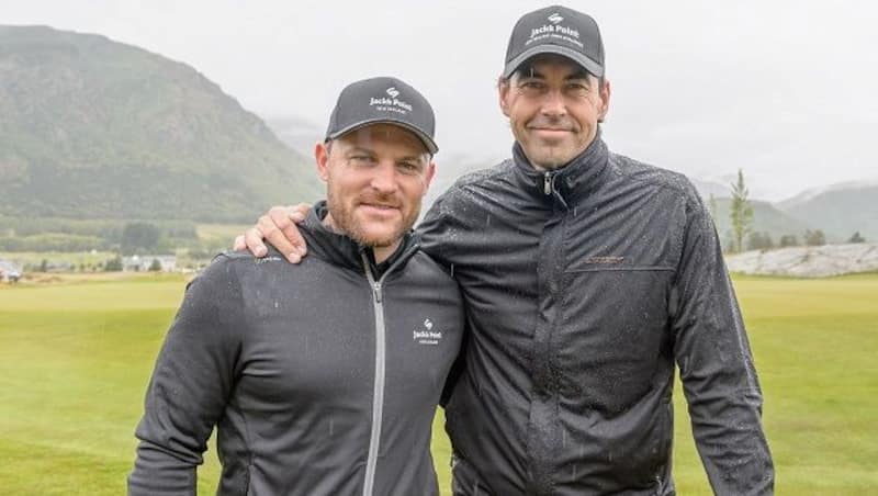 Brendon McCullum Stephen Fleming Grant Elliott Kyle Mills Nathan Astle Chris Harris