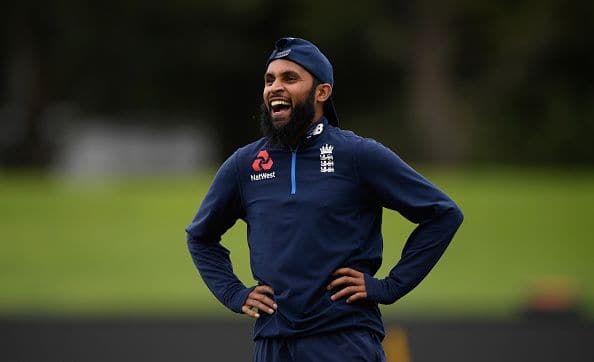 Adil Rashid signs one-year deal with Yorkshire, for all formats