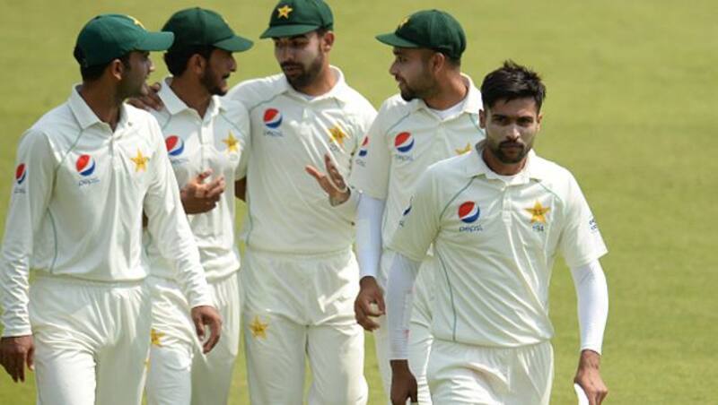 Out-form pacer Mohammad Amir has been dropped from Pakistan&acirc;s 17-member squad for the two-Test series against Australia in UAE starting October 7 in Dubai. 