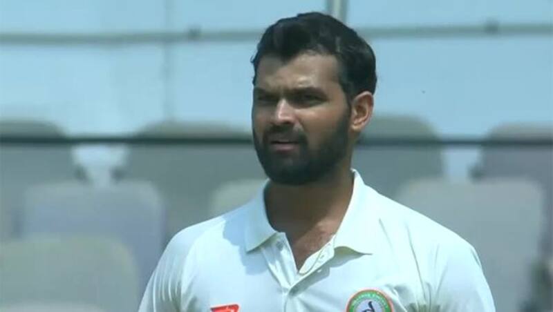 Vidarbha left-arm spinner Aditya Sarwate stole the show on a rain-hit final day as he took five wickets to help India Green bundle out the opponent team for 117 