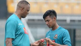 Bowling coach Courtney Walsh hopeful of Mustafizur Rahman regaining top form in the Asia Cup