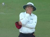 VIDEO: Umpire Ian Gould apologises to Jason Holder for wrong decision