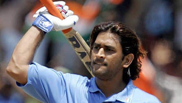MS Dhoni AFP