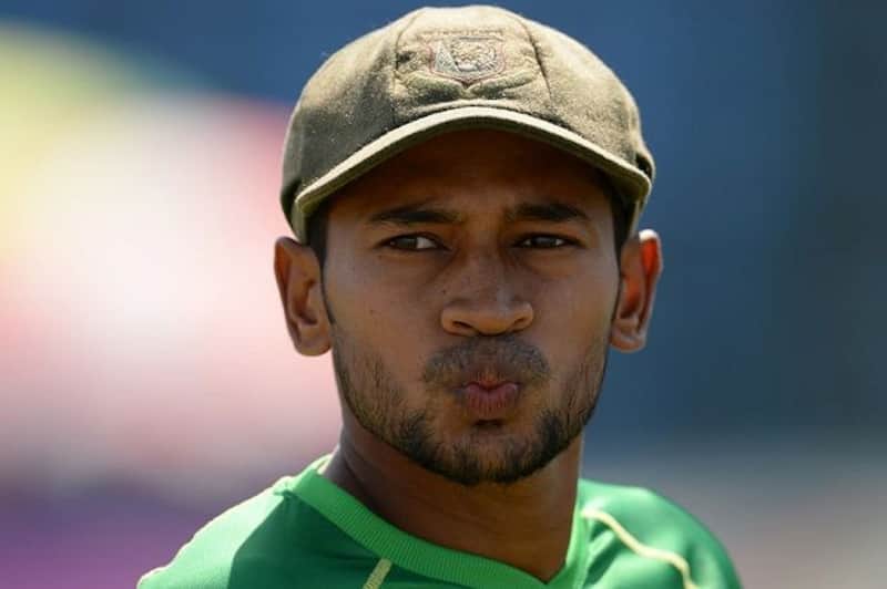 Mushfiqur Rahim, currently nursing a rib fracture he sustained during the Asia Cup, is looking to sweat it out in the nets on October 10. @ Getty Images