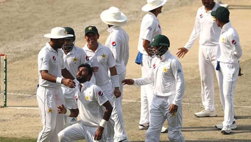 Bilal Asif claimed 6 for 36 - the third best among Pakistan debutants in Tests.