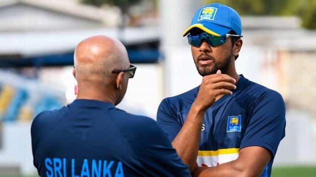 Dinesh Chandimal, who suffered a grade one tear in the first Test at Galle, which the tourists won by 211 runs, will be out of action for the next two weeks. @ AFP/Getty Images