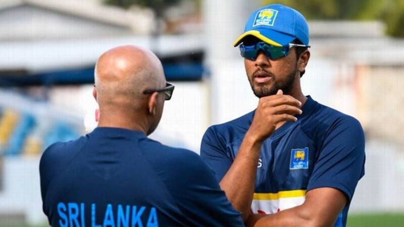 Dinesh Chandimal, who suffered a grade one tear in the first Test at Galle, which the tourists won by 211 runs, will be out of action for the next two weeks. @ AFP/Getty Images