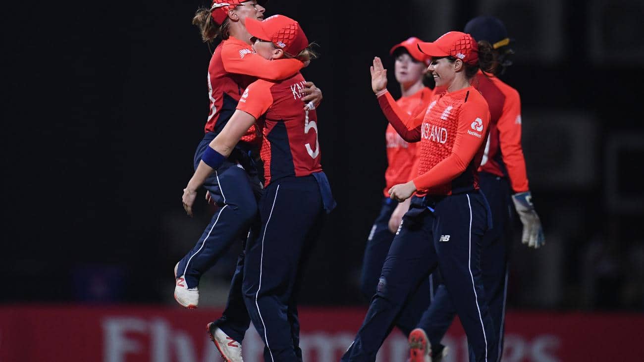 Women’s World T20: Heather Knight hails England spinners for putting India in a twist