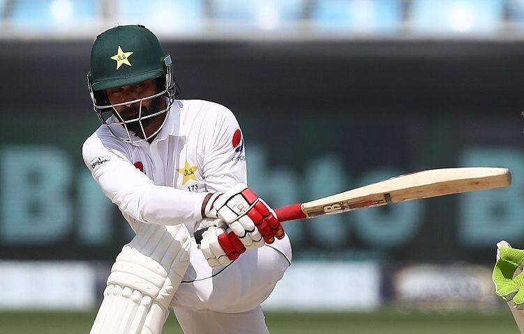 While his T20I form has been brilliant, Mohammad Hafeez is in a Test slump.