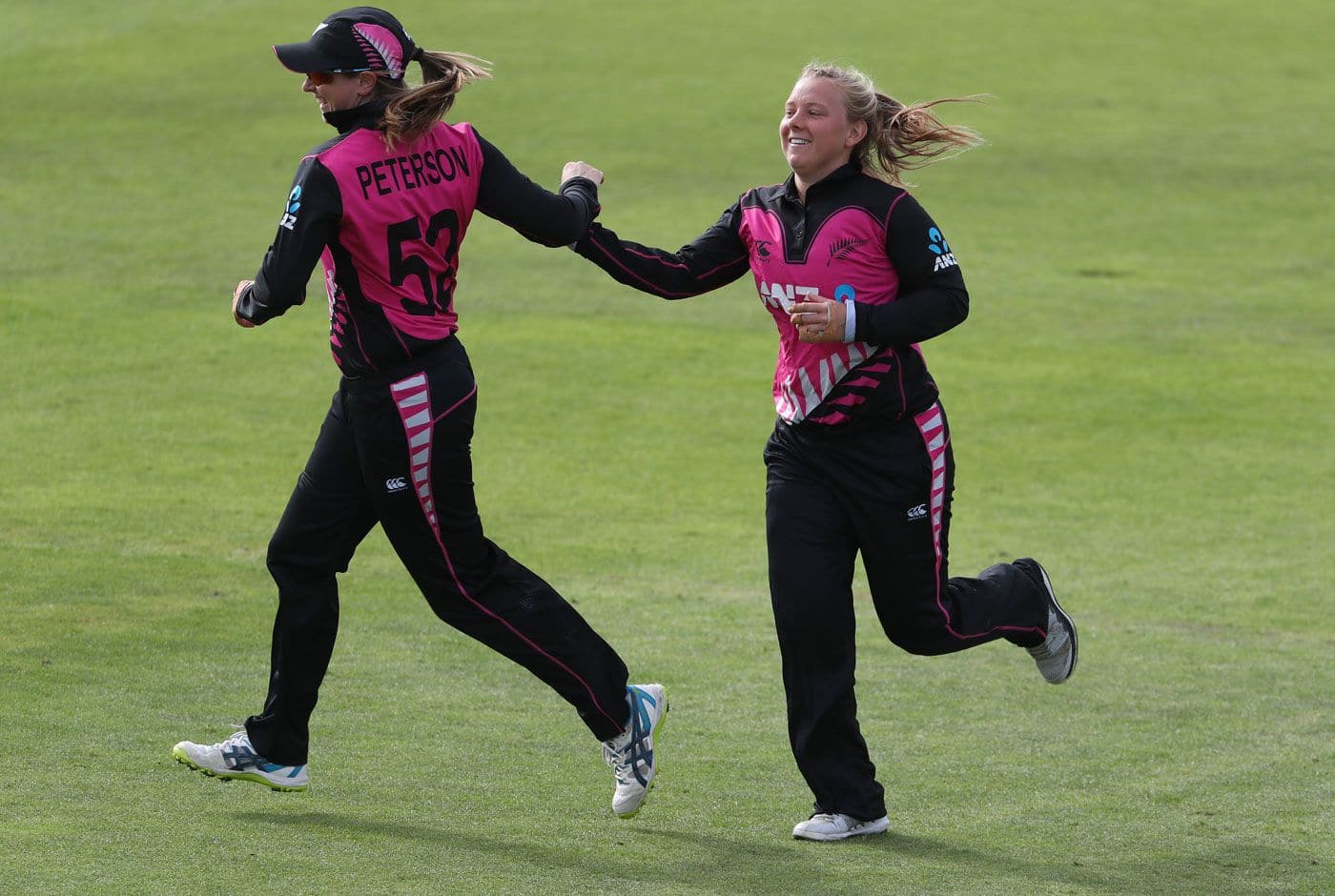 Women’s World T20: New Zealand’s Leigh Kasperek fastest to 50 T20I wickets