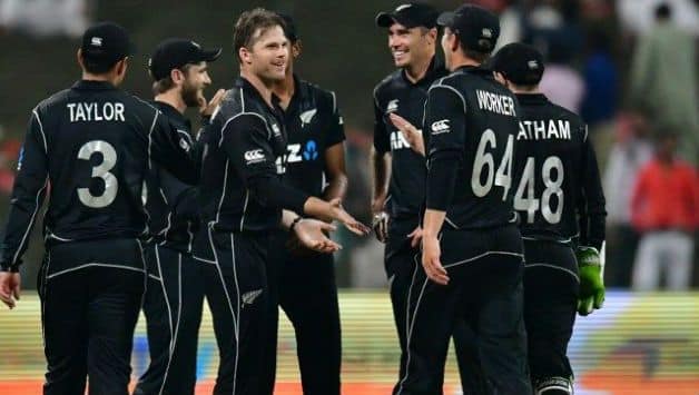 Lockie Ferguson with team @AFP