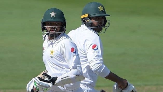 2nd Test: Azhar, Sohail drive Pakistan on tough day