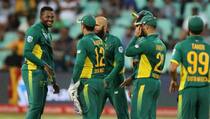 Australia vs South Africa, 1st ODI: Andile Phehlukwayo, Dale Steyn restricts Australia at 152; South Africa need 153 to win