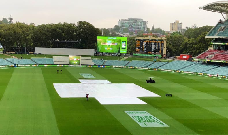 India vs Australia, 1st Test: Early morning rain delays start of day three