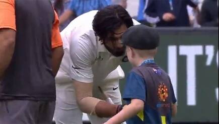 India vs Australia: Tim Paine’s co-captain Archie Schiller comes for customary handshakes after Melbourne Test