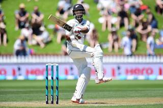 1st Test: New Zealand 59/1 at lunch on day two after Tim Southee’s six