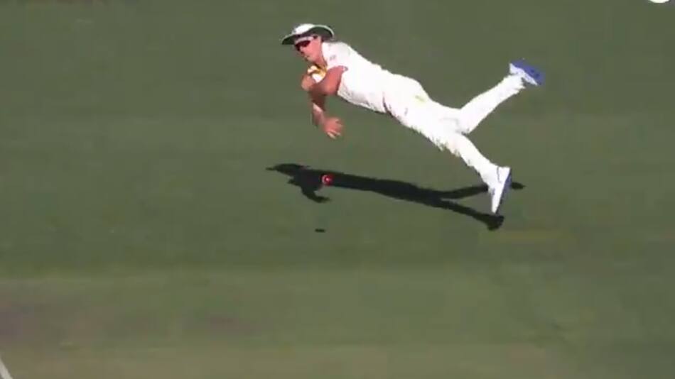 ‘Sign this guy right now’ – Pat Cummins’ athletic run-out of Cheteshwar Pujara has MLB buzzing