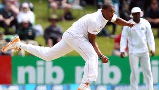 When Shannon Gabriel gets the ball to swing, he is probably like Ian Bishop; Says Courtney Walsh