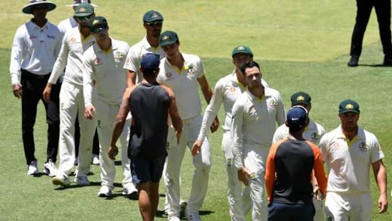 indian and australian cricket teams