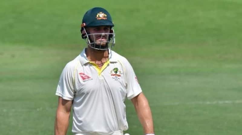 Australia have dropped Peter Handscomb and recalled allrounder Mitchell Marsh for the third Test against India starting in Melbourne on Wednesday.